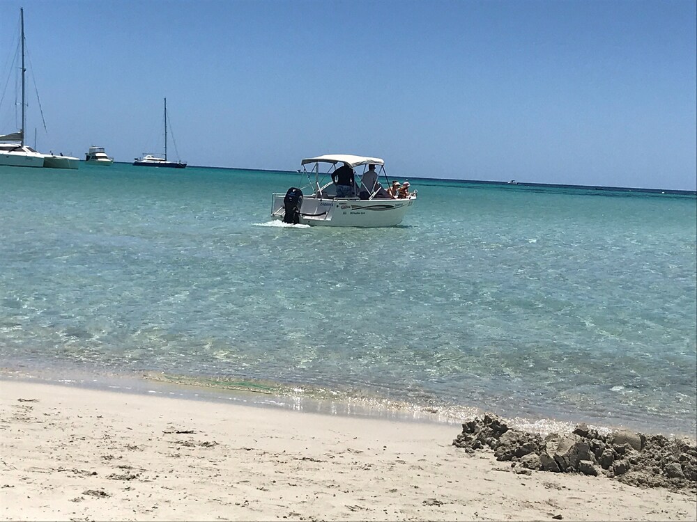 Geographe Bay Rd - Unique Getaway Between The Beach and Toby's Inlet - Quindalup