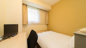 Desk, iron/ironing board, free WiFi, linens