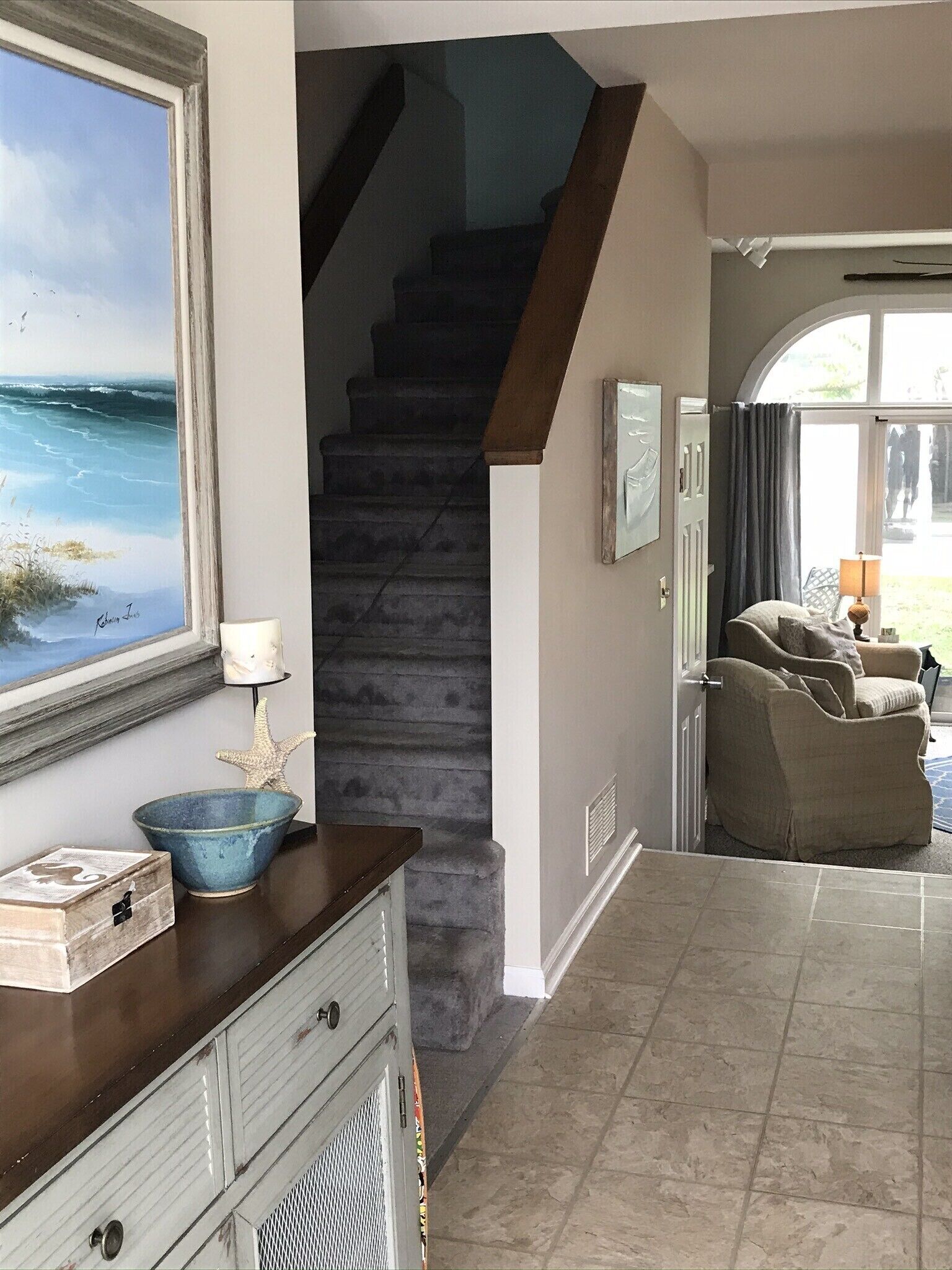 Large Recently Renovated Townhouse -1.5 Miles From Lewes Beach- in Rehoboth Beach, United States