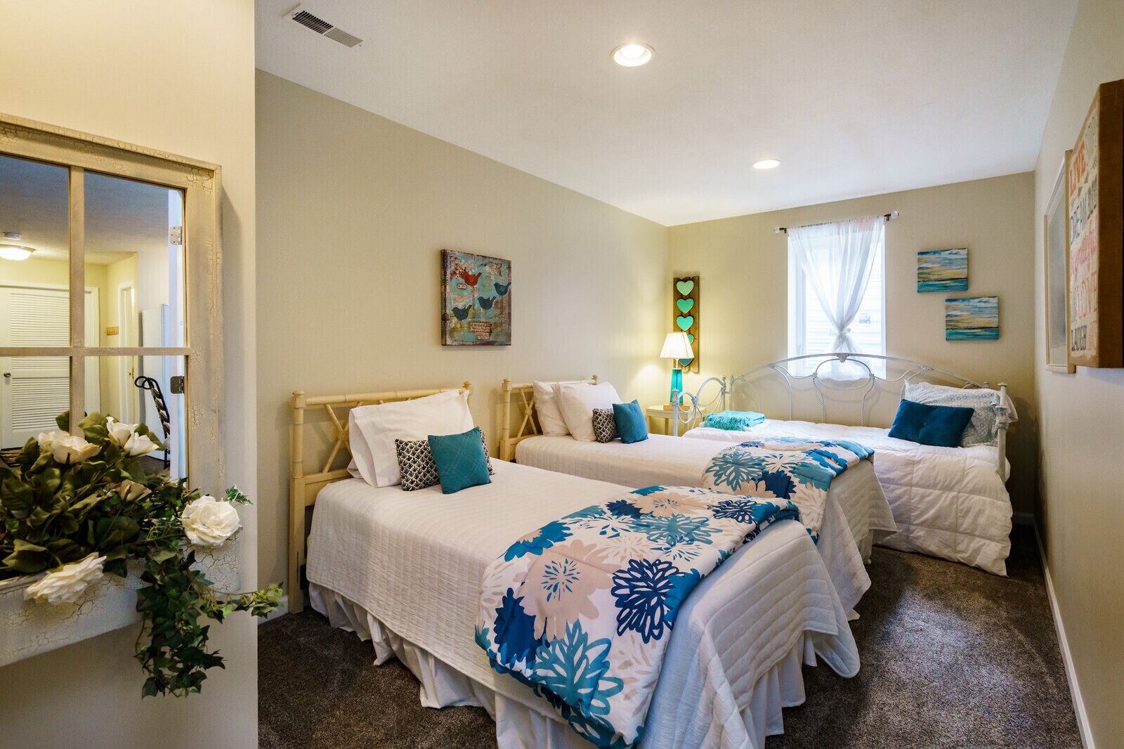 Spacious 10 Beds Sleep 14 Near Lake Waterpark And All Attractions In Omaha Ne Expedia