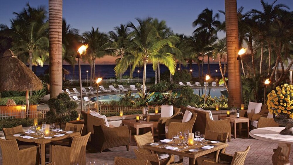 FABULOUS  RITZ  Key Biscayne,   1 bdr  Luxury Suite with double balcony!