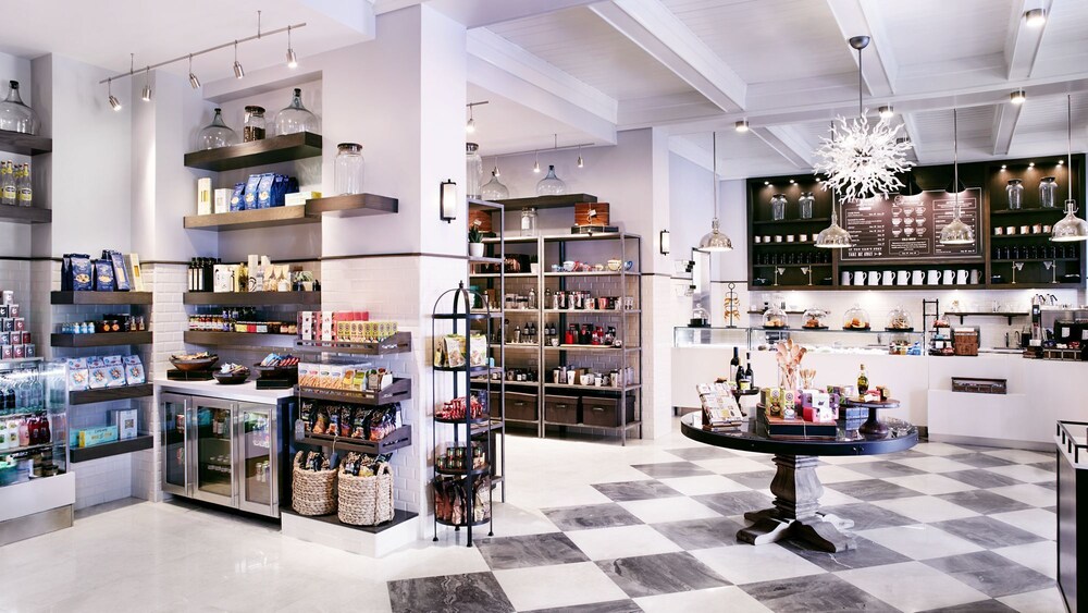 FABULOUS  RITZ  Key Biscayne,   1 bdr  Luxury Suite with double balcony!