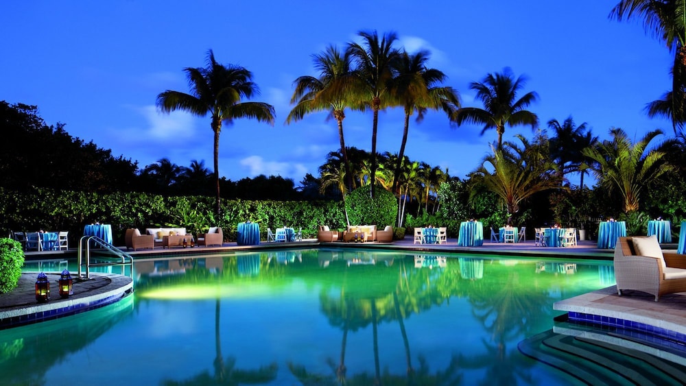 FABULOUS  RITZ  Key Biscayne,   1 bdr  Luxury Suite with double balcony!