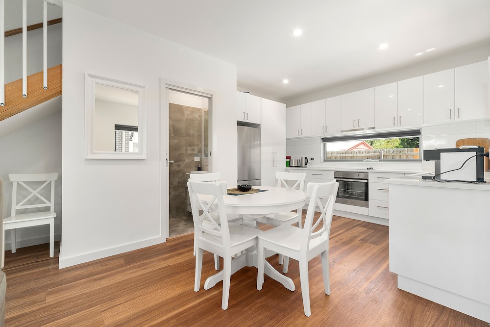 Rosewater Dromana