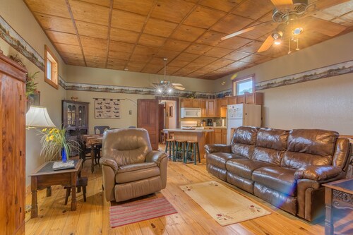 Best Cabins In Bristol For 2020 Find Cheap 52 Cabins Rentals