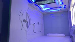 In-room safe, free WiFi, bed sheets