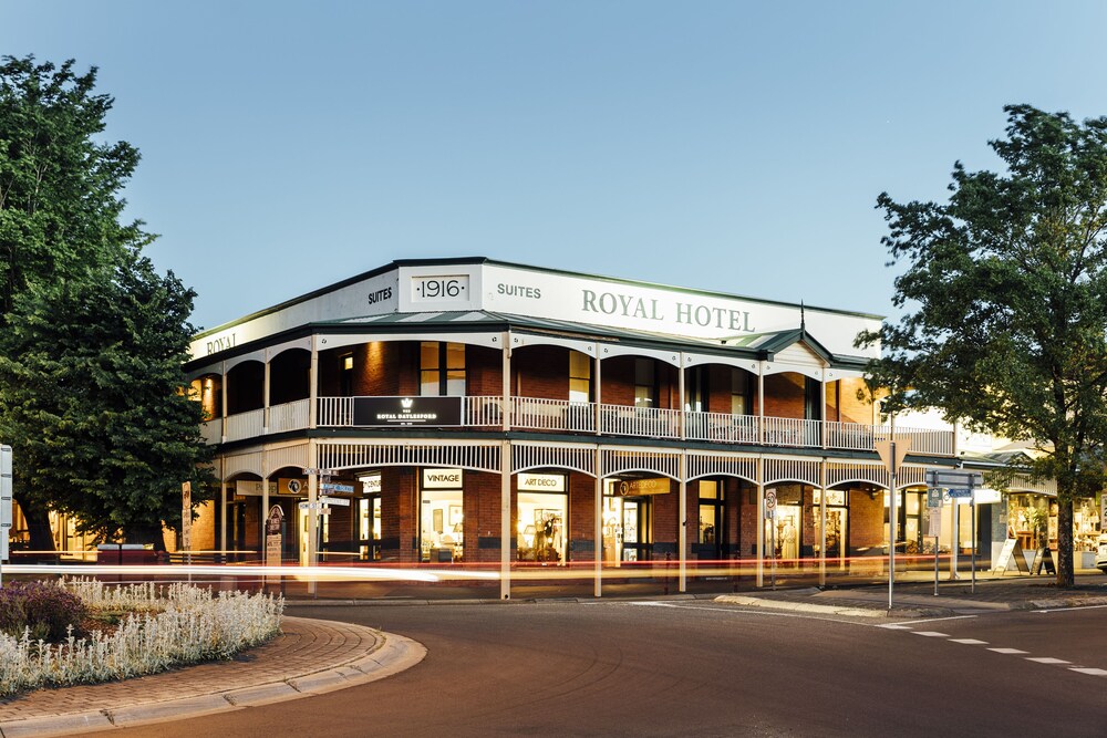 The Royal Daylesford Hotel Daylesford Aus Best Price Guarantee Lastminute Com Au
