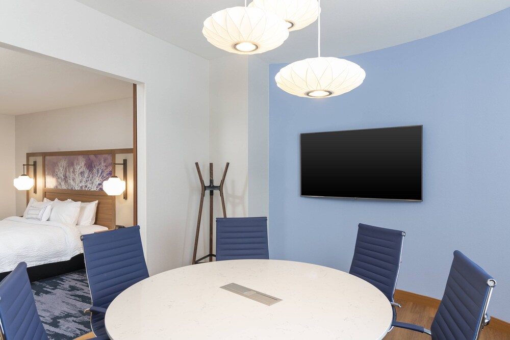 Fair Oaks Farms North 600 East Fair Oaks In - Fairfield Inn & Suites by Marriott Fair Oaks Farms in Fair ... - Get directions, maps, and traffic for fair oaks, in.