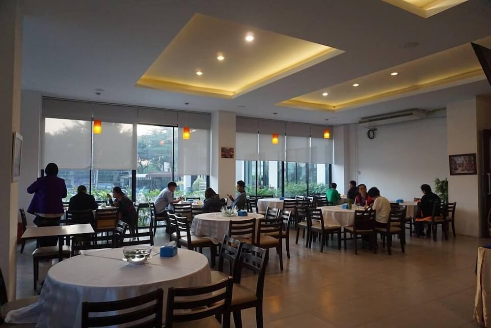 R2 Zleeping Boutique Hotel 2019 Room Prices 15 Deals - 
