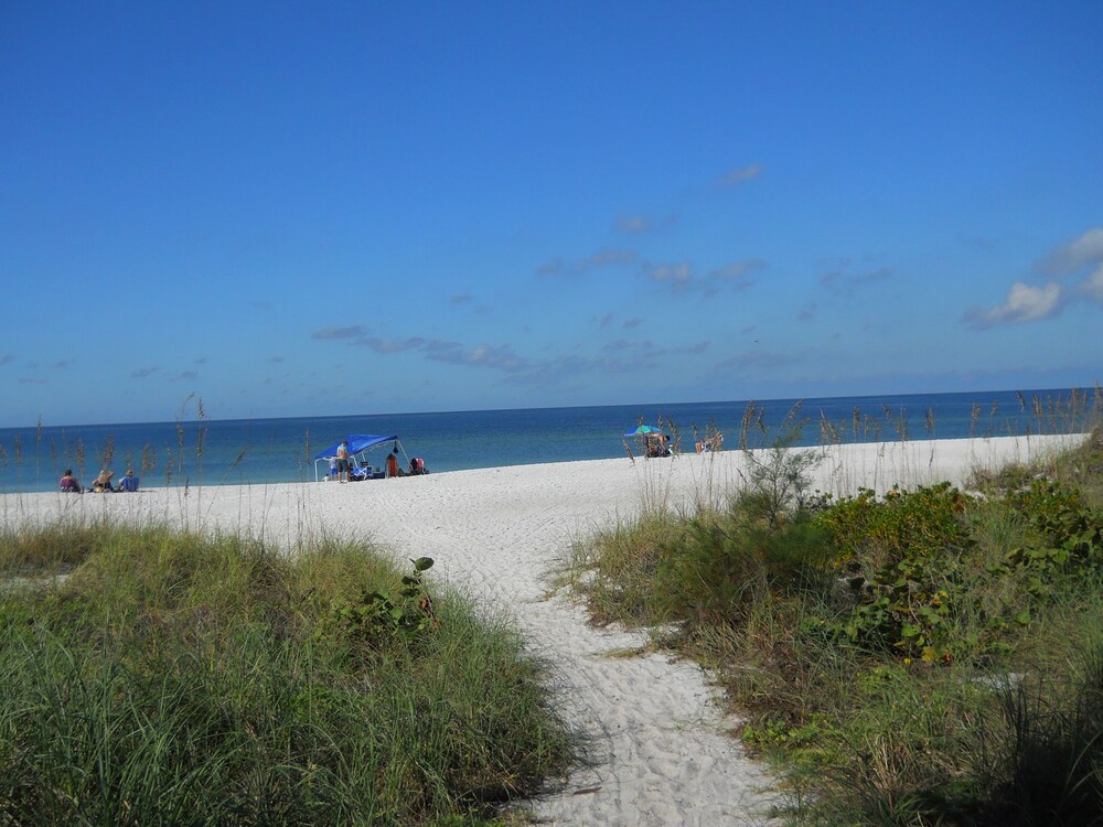 Seaside Bungalow Beautiful Gulf Of Mexico Beach And Heated - 