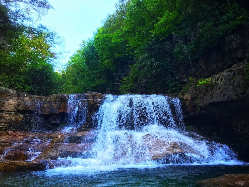 1800 S Cabin With Beautiful Modern Additions Just 1 2 Mile From