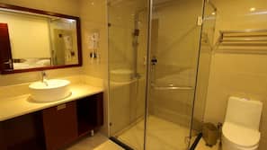 Shower, free toiletries, slippers