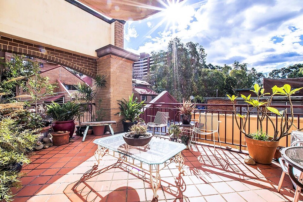 Surry Hills Terrace Apartment Pool & Gym