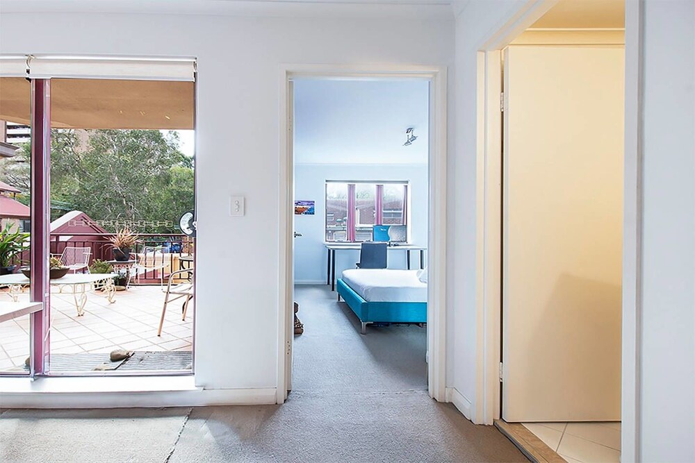 Surry Hills Terrace Apartment Pool & Gym