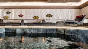2 piscine coperte, piscina stagionale all'aperto