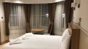 WiFi, linens