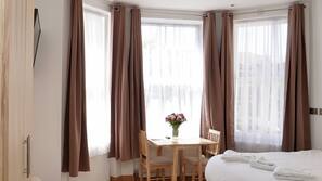 WiFi, linens
