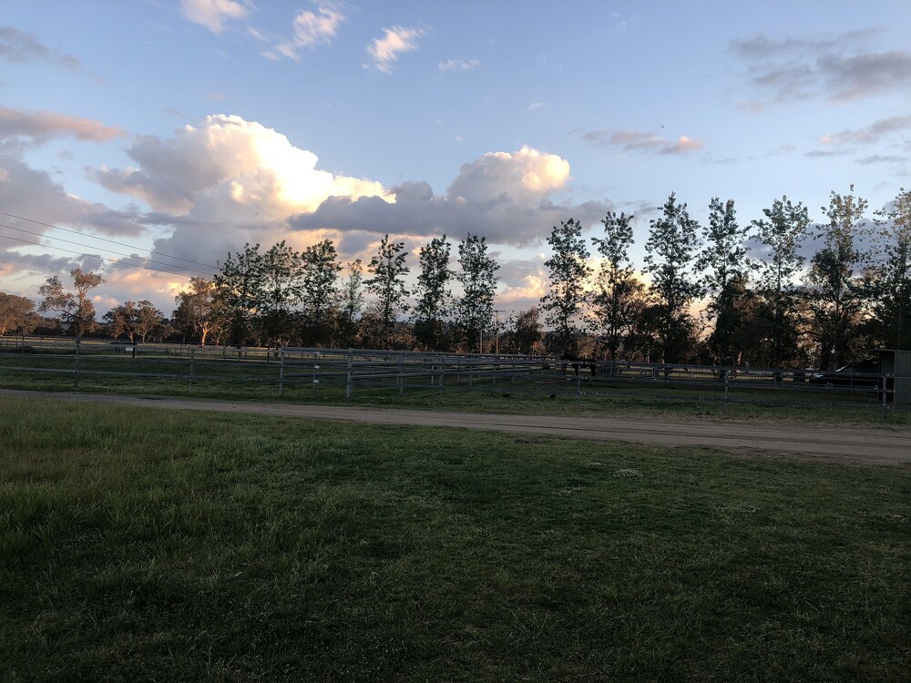 Jindera Park