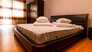 In-room safe, blackout curtains, soundproofing, free WiFi