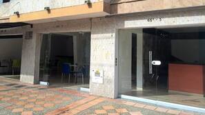 Frente do estabelecimento