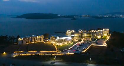 La Terrace Boutique Resort & Spa