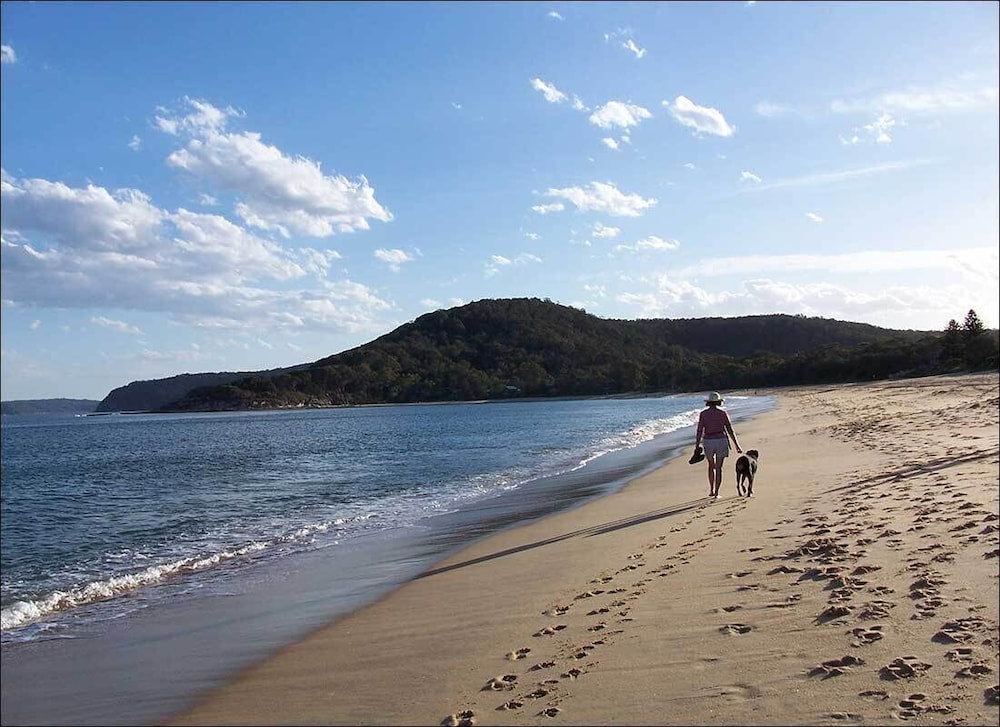 Millers Treat - Pearl Beach. 400m to the beach.