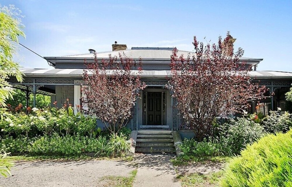 Newport Home Stay and Lodge