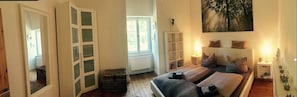 Apartment (Bechstein) | Individually furnished, desk, iron/ironing board, free WiFi