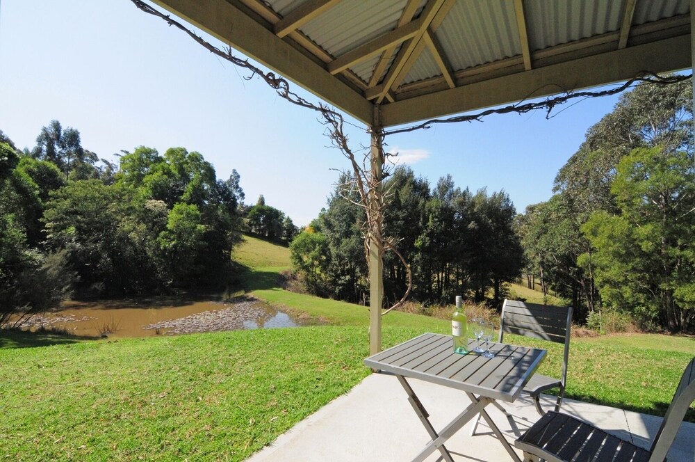 The Stables Tapitallee Lodges Deals & Reviews (Tapitallee, AUS) Wotif