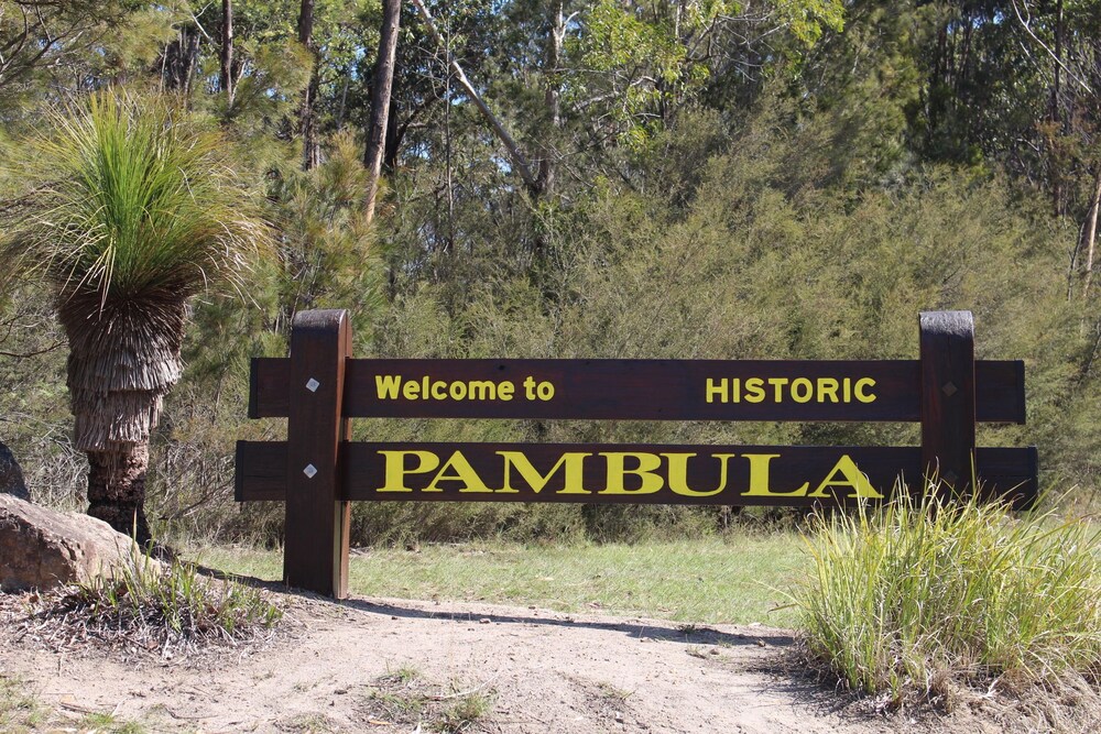 Property entrance, Colonial Motor Inn Pambula