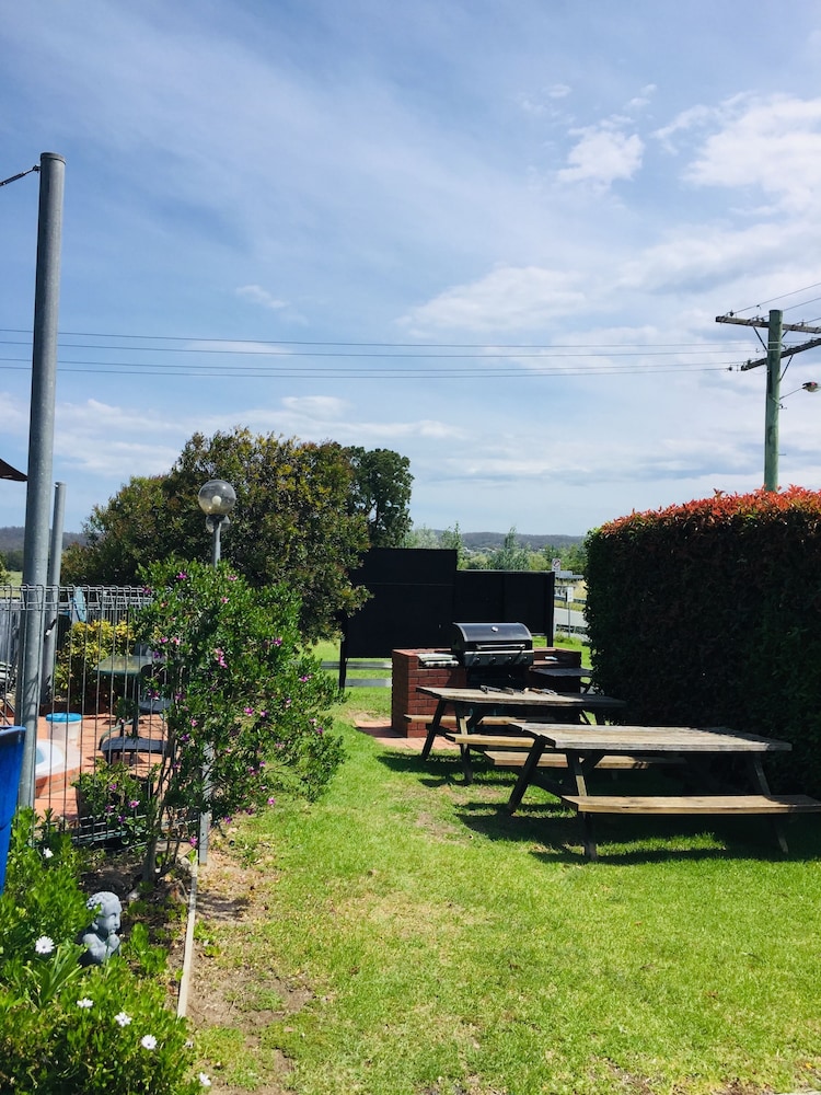 Exterior, Colonial Motor Inn Pambula