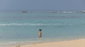 Beach nearby, white sand, free beach shuttle, beach cabanas