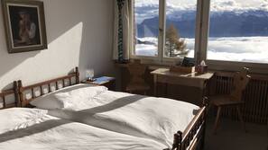 Desk, laptop workspace, free WiFi, linens