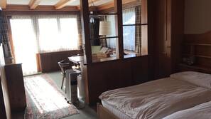 Desk, laptop workspace, free WiFi, linens