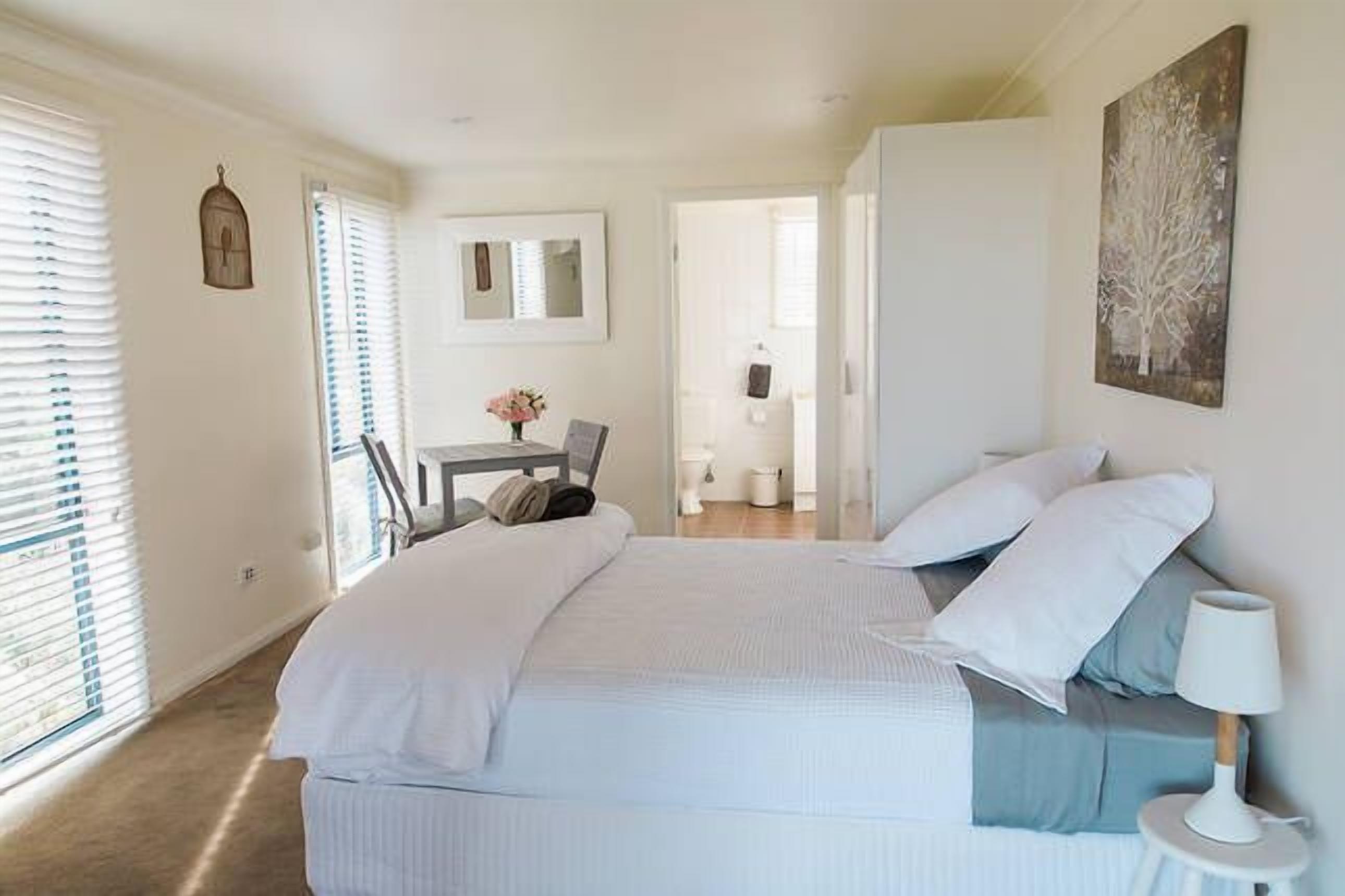 Midgee Cottage - quiet romantic getaway