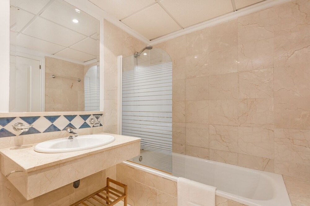 Sunrise Suitable With Panoramic Sea Views Edif Banana
