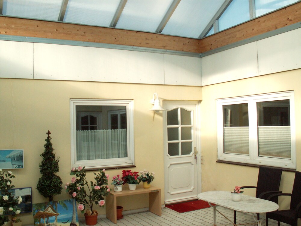 Central Apartment In The Village Of Leak Leck