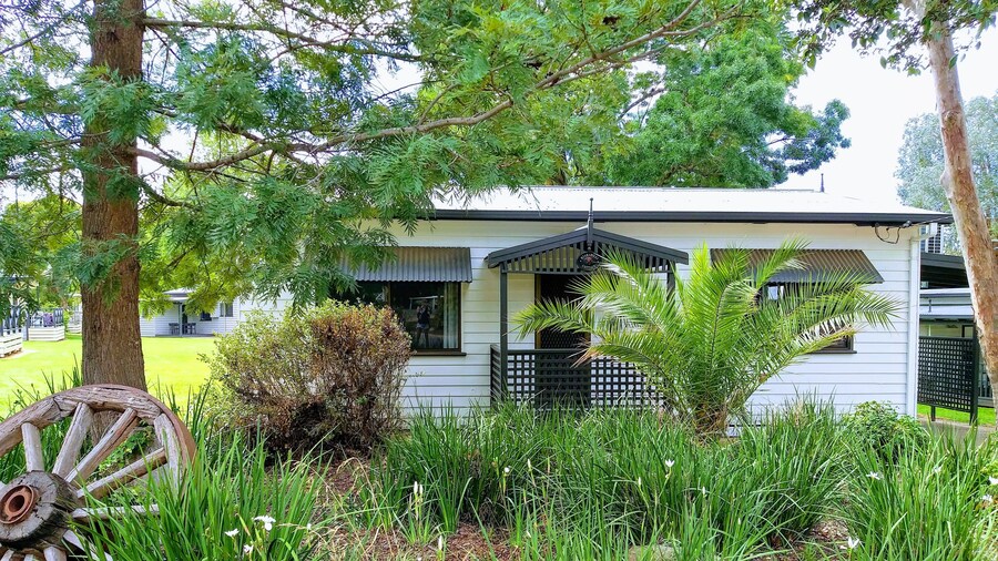 Lake Hume Resort