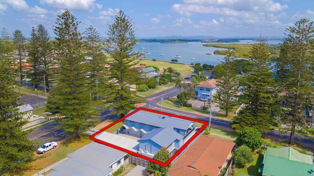 Spacious 2 Bedroom Unit With Wraparound Deck and Views of the River!