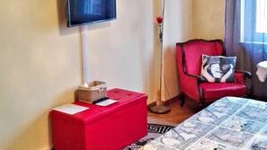 Blackout drapes, iron/ironing board, free cribs/infant beds, free WiFi