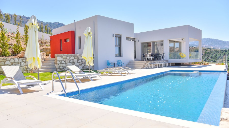 Sea View Villas