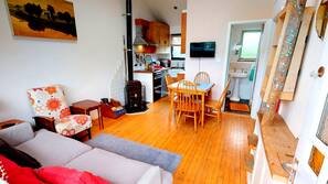 Fireplace, DVD player