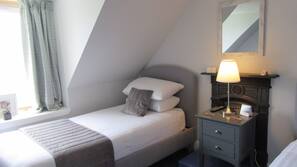 Rideaux occultants, Wi-Fi gratuit, draps fournis