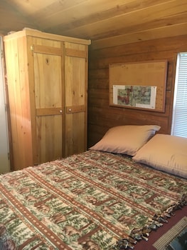 Alaska Log Cabins On The Pond B B Reviews Photos Rates