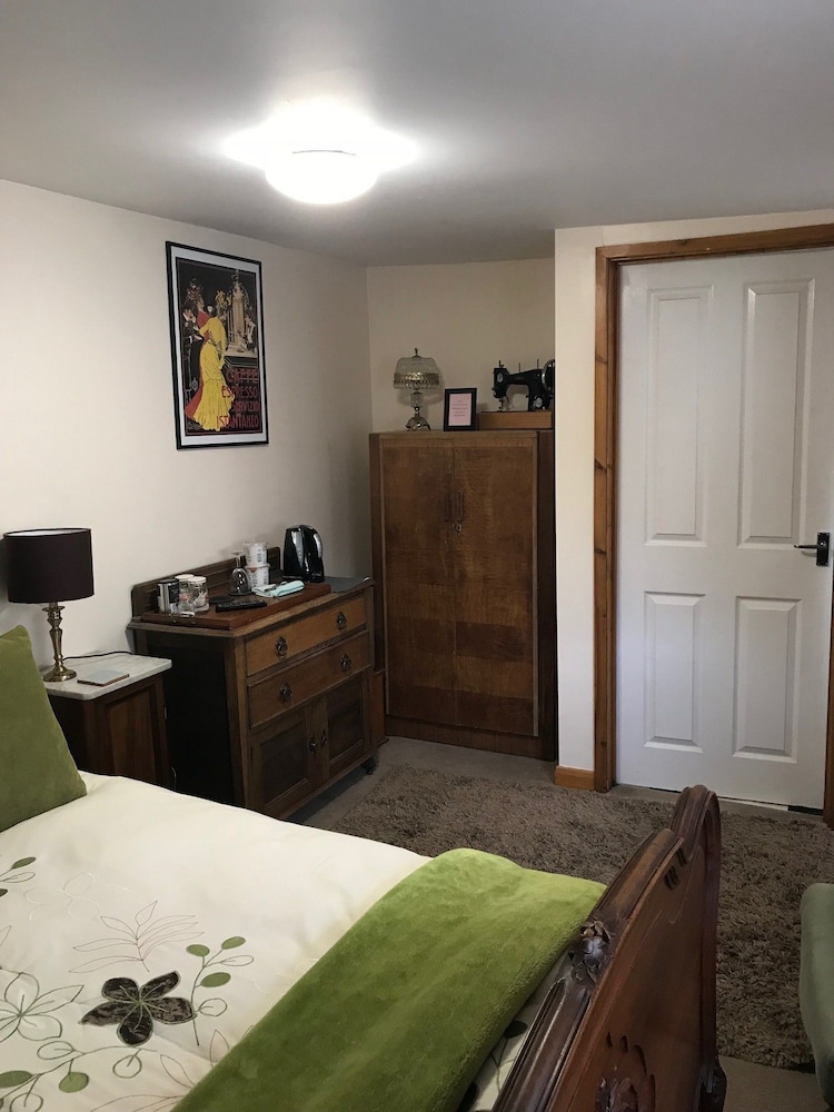 THE GARDEN LODGE Deals & Reviews (Malvern, GBR) Wotif