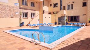 Utomhuspool