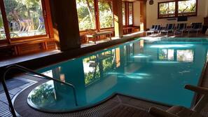 Innenpool, Außenpool