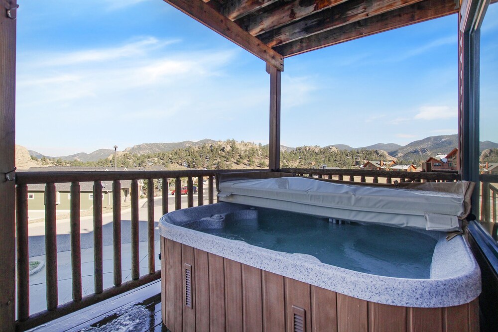 Nakai Peak 41b 2 Br Condo With Private Hot Tub Marys Lake