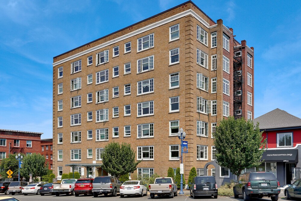 Stadium District Room With A View Vrbo