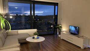 Een flatscreentelevisie